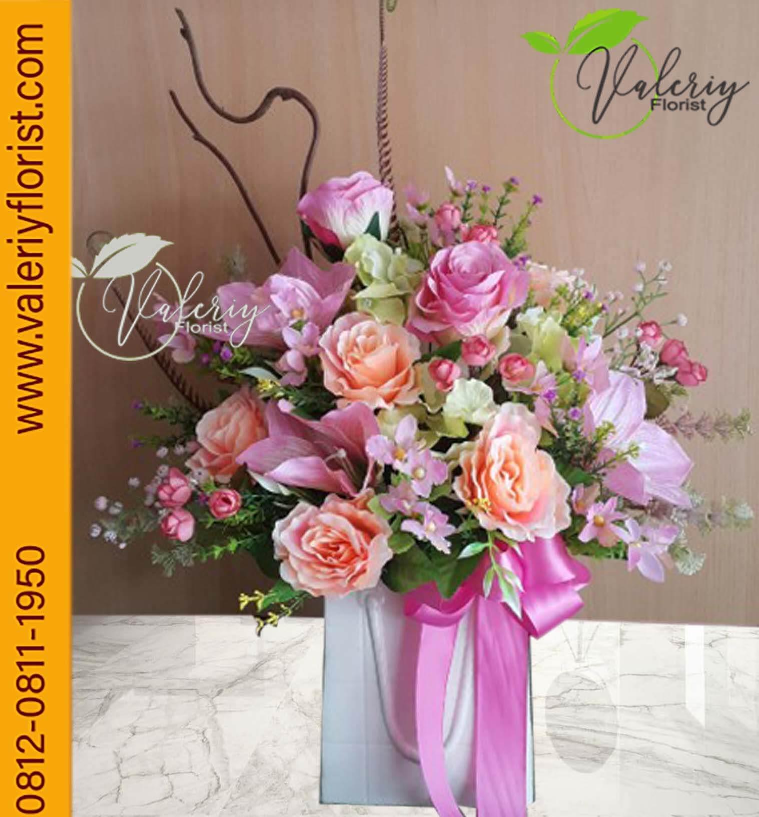 Bunga Meja di Daerah Jakarta Bunga Meja di Daerah Jakarta